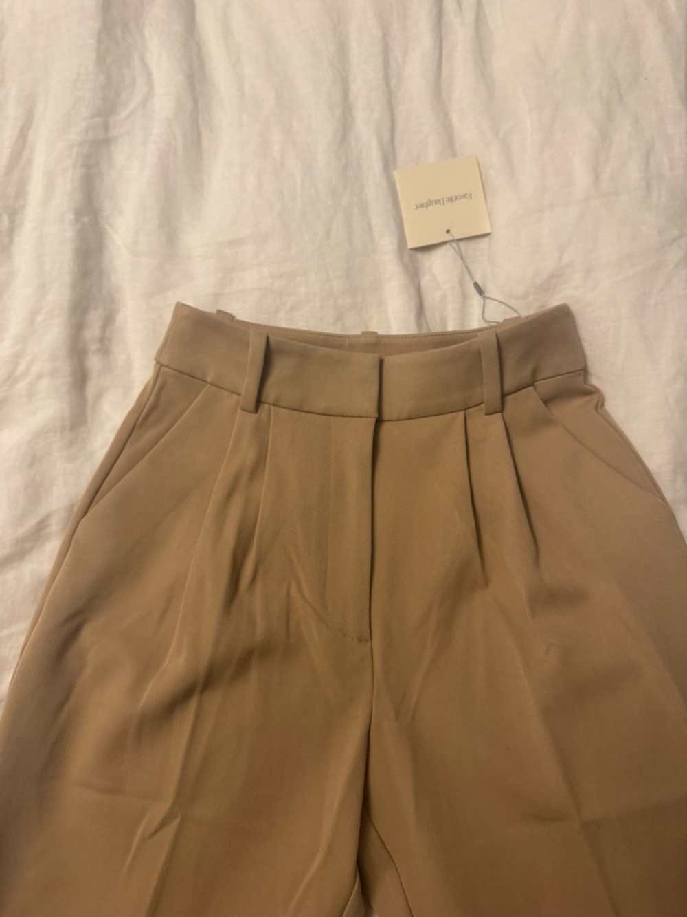 Favorite Daughter The Favorite Pant in Beige Tan size 2 Petite NWT Trouser - Picture 4 of 8
